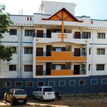Bed and Breakfast The Tavern Bangalore Exterior foto